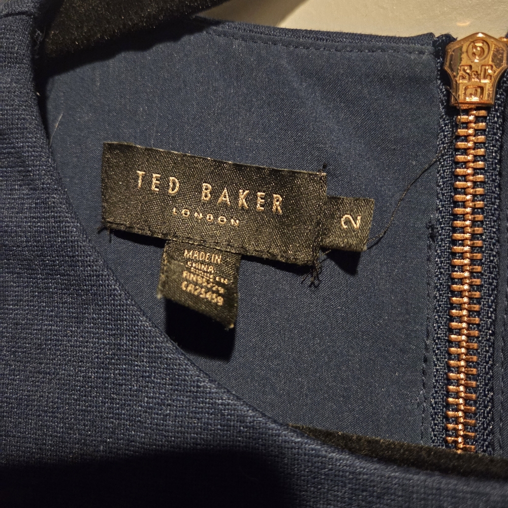 Elegant Ted Baker Navy and Floral Dress - Picture 8 of 9